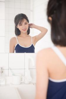 美妇厨房双飞